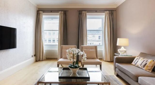 Luxury Boutique Penthouse With City Views, Забронировать Бутик-отель Бутик-отели Эдинбурга, рядом с The Royal Bank of Scotland, Бутик-отель