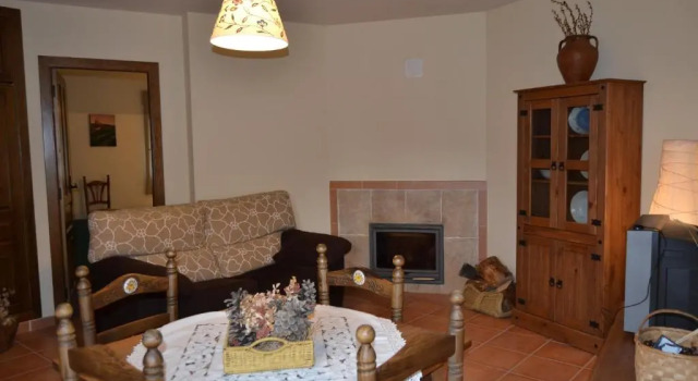 Hostal Refugio De Gredos, Забронировать Хостел Барахас Авила
