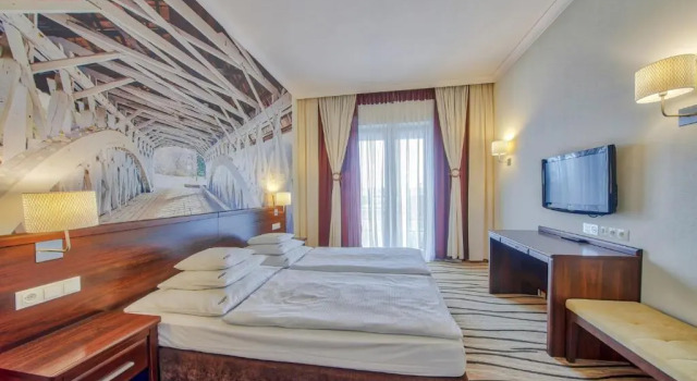 Deluxe Suite Hotel Arkas
