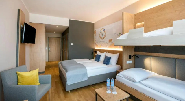 Четырёхместный номер Standard JUFA Hotel Weiz