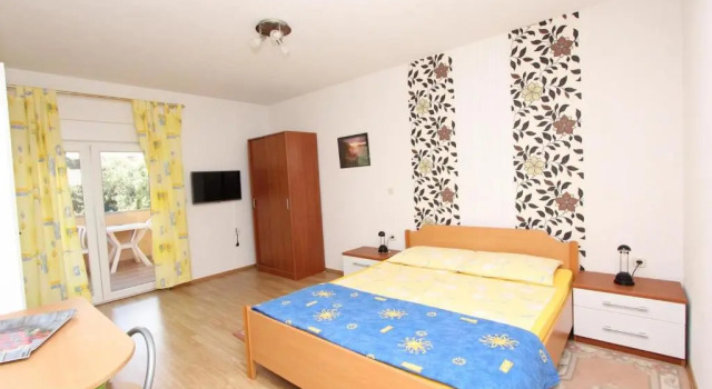Студия Apartments Sena