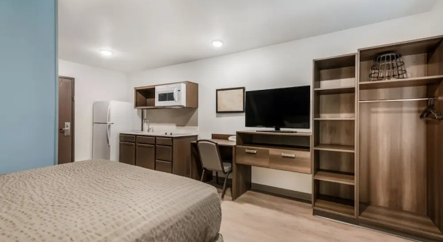 Номер Classic WoodSpring Suites Charlotte - University Research Park