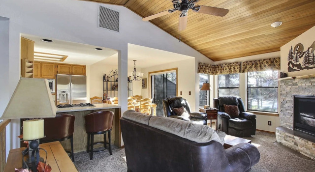 Fairway Village 02, Rezerwuj Hotel Hotele w Sunriver z basenem, Basen
