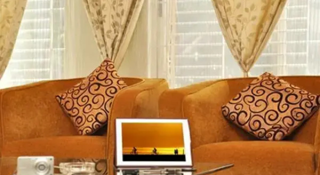 D-Habitat Suites, Rooms n Apartments, Rezervovat Apartmán Hotely v Bangalore s parkováním, Parkování