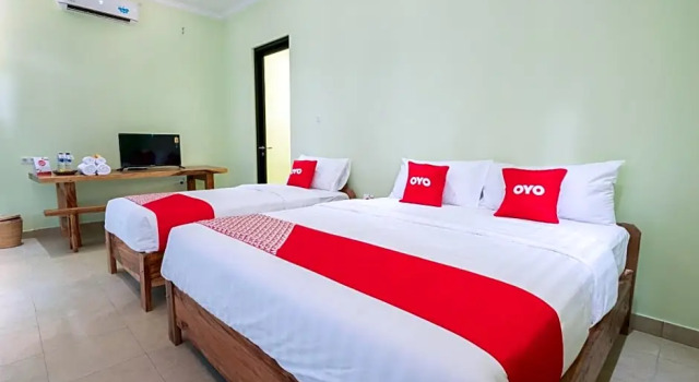 Люкс Superior OYO 1605 Puput Resort Batulayar Senggigi