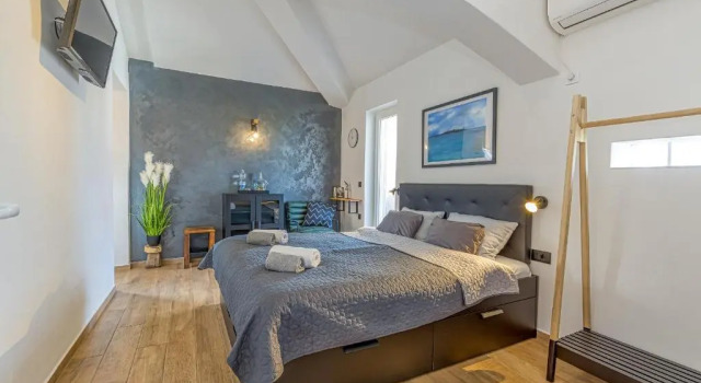 Апартаменты с видом на море Apartments Hrestak