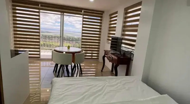 Вилла с балконом и с красивым видом из окна Caliraya Heights Resorts and Events Place