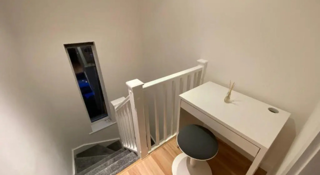 Коттедж с 3 комнатами Large 5-Bed city centre townhouse with secure parking