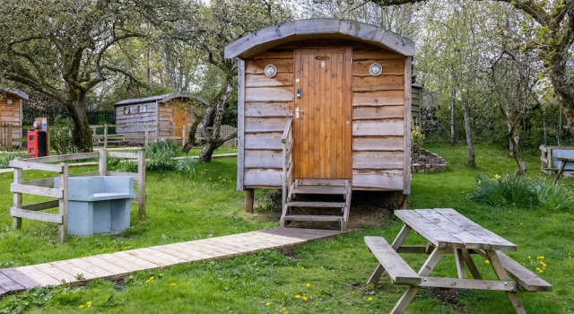 Место под палатку с красивым видом из окна Orchard Hideaways, Penrith, The Lake District