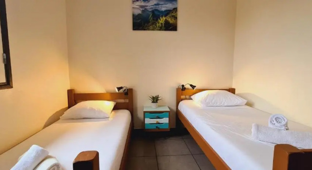 Ô Bon Air villa Plaine des Cafres pour 10 personnes, Prenota Villa Hotel a Le Tampon con parcheggio, Parcheggio