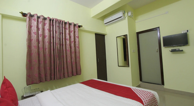 Hotel O V R Residency Near Sri Amruth Chithra Mandira, Забронировать Отель Недорогие отели штата Карнатаки, недорого
