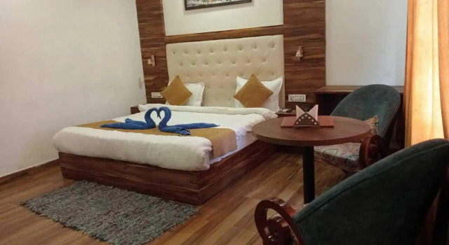 OYO 22115 Hotel D Plaza, Забронировать Отель Зиракпур штат Харьяна