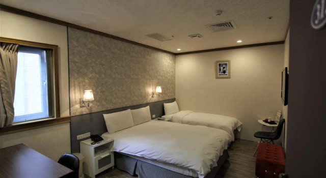Ours Inn