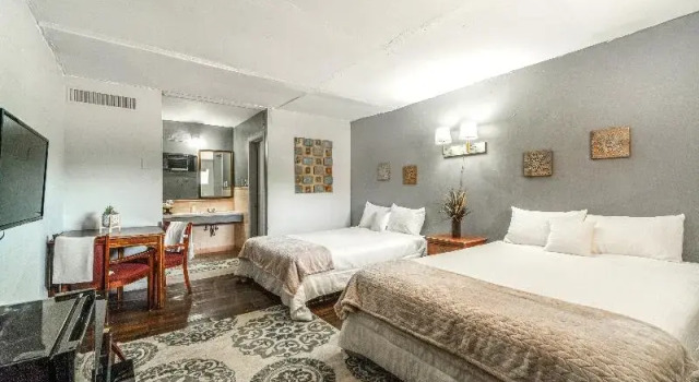 Двухместный номер Standard OYO Holiday Capri Motel & Rv Park