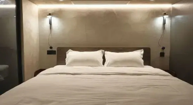 Люкс Zhuhai Low-key LOFT Suite Apartment (Huafa Shangdu Haiyin Youyicheng Branch)