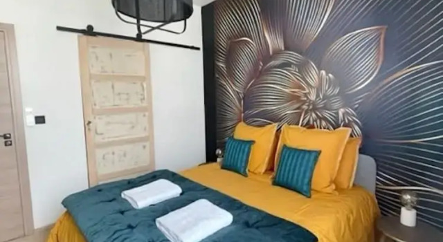 Maison Le Beaulieu, Book Pension Hoteller i Burgund med parkering, Parkering