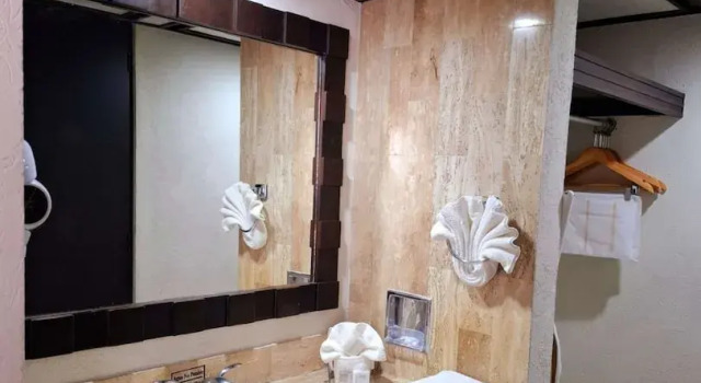 Двухместный номер Standard с балконом Best Western Hotel Posada Freeman Zona Dorada