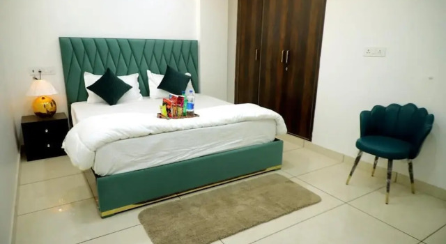 Hotel Lyf Suites - bahadurgarh, Забронировать Отель Бахадургарх штат Харьяна