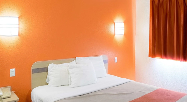 Люкс Deluxe Motel 6-Seymour, IN - North