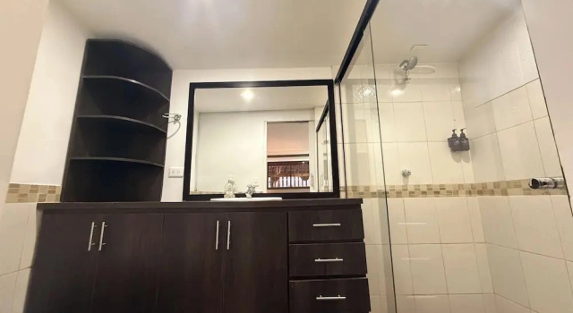 Четырёхместный семейный номер Standard с балконом Hotel CSI Llanogrande