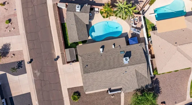 Desert Oasis Retreat Pool Spa Casita, Забронировать Курортный отель Отели Скотсдейл с парковкой, Парковка