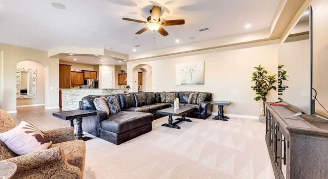 Pool, BBQ & Bar: Family Home in Queen Creek, Book Feriehus Queen Creek Arizona