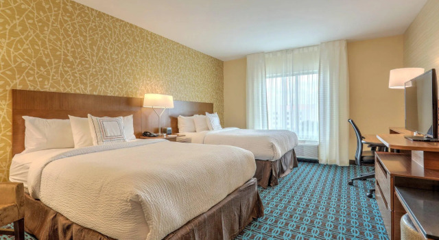 Четырёхместный номер Standard Fairfield Inn & Suites by Marriott Greenville