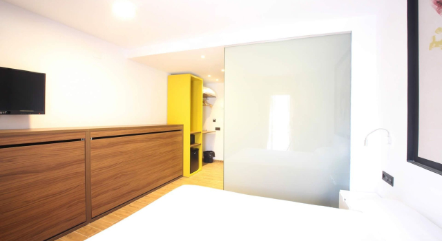 Hotel The Element, Забронировать Отель Отели El Baix Camp с бассейном, Бассейн