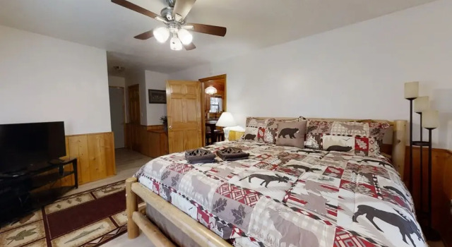 Little Mountain Hideaway 2 Bedroom Cabin by Redawning, Забронировать Дом для отпуска Отели Great Smoky Mountains National Park с парковкой, Парковка