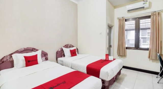 Reddoorz @ Kledokan Ambarukmo, Rezerwuj Hotel Sleman Yogyakarta Province