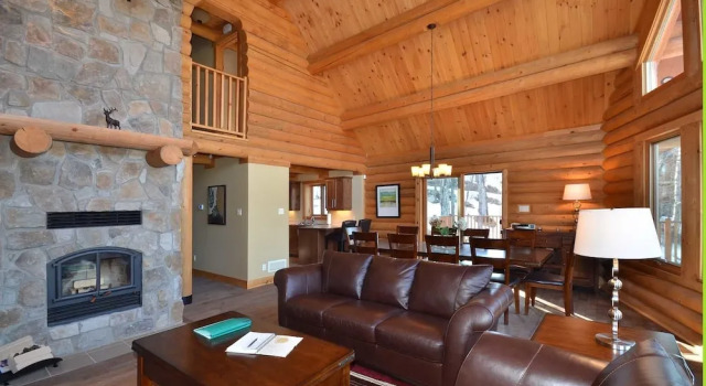 Chalet Serenite, Buchen Sie Chalet Hotels in Québec mit Parkplatz, Parkplätze