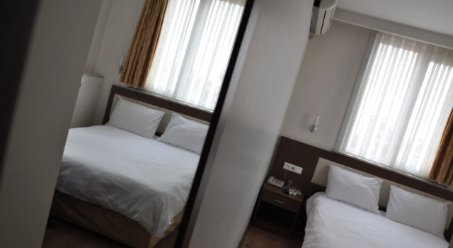 Hivas Hotel, Забронировать Отель Фатих Стамбул, рядом с Библиотека Стамбульского университета