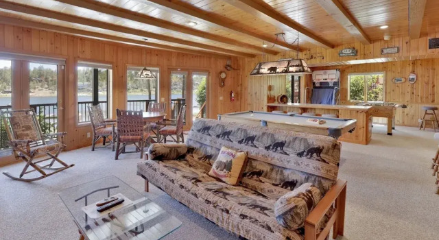 2098-cove Lakefront Chalet 4 Bedroom Home by RedAwning, Réserver Chalet Big Bear Lake 