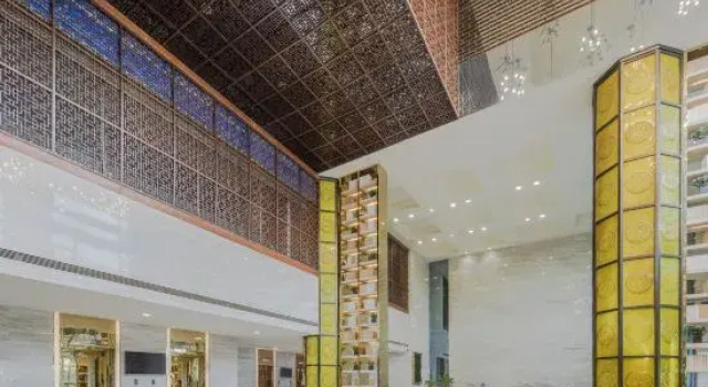 Jingxi Hotel (Linyi Yimeng Road Xinlangya Scenic Area Branch)