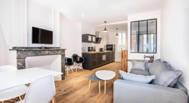 Appartement 4 - Standing, moderne et tout équipé - Carmes, Toulouse, Забронировать Апартаменты/квартира Отели Тулузы с парковкой, рядом с Le Pont Neuf, Парковка