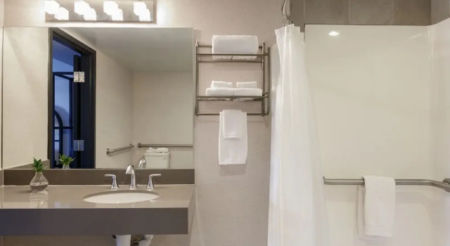 Двухместный клубный номер Standard Renaissance Boca Raton Hotel