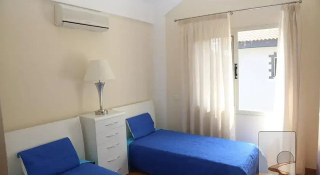 Villa Yiupis № 2, Book Villa Villas in Limassol, Villa