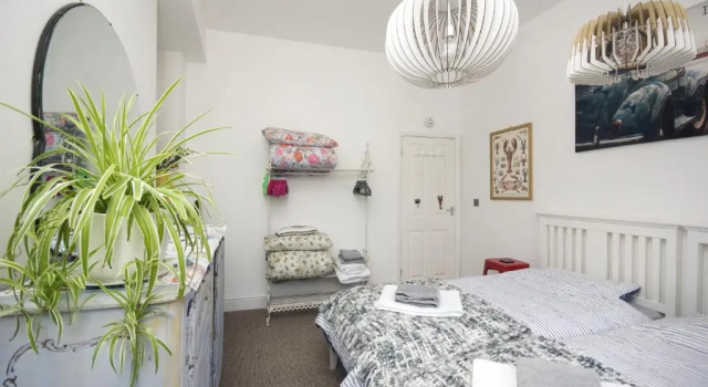 Enjoy Ventnor 1, Pier Street, Wightlink offer