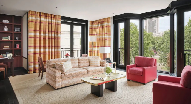 Двухместный люкс клубный Grand Premier The Peninsula London