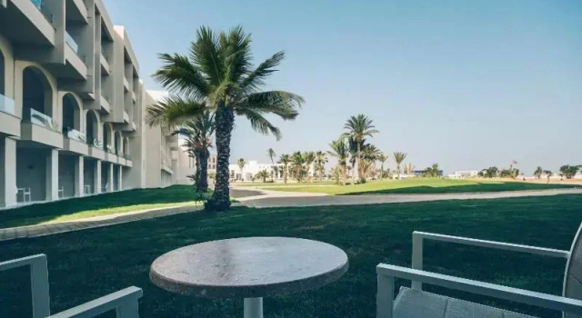 Двухместный номер Standard с балконом и с видом на сад Iberostar Selection Kuriat Palace