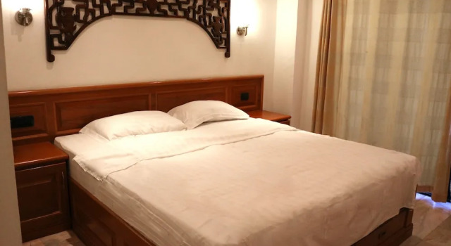 Номер Superior с балконом Max Residence