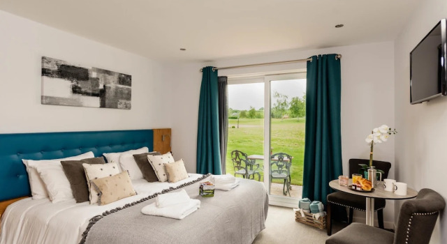 Двухместный номер Luxury с видом на поле для гольфа The Stratford Park Hotel & Golf Club