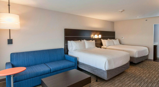 Двухместный люкс Holiday Inn Express & Suites - Dodge City by IHG