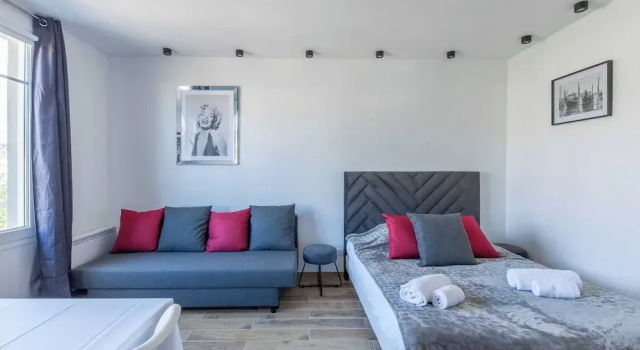 Beautiful Equipped Apartment in Downtown Deauville 4p/1br, Забронировать Апартаменты/квартира Довиль 