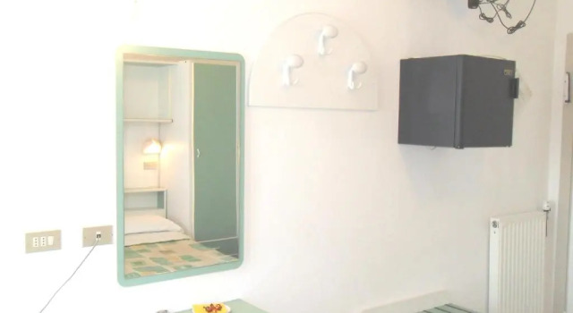 Трёхместный номер Standard Hotel Aros