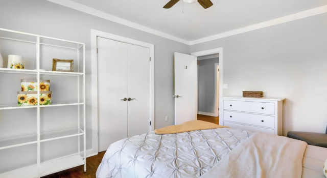 Spacious Atlanta Home w/ Yard ~ 9 Mi to Downtown, Book Feriehus Villaer i Atlanta, Villa