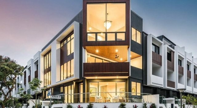 Manhattan Terrace House, Забронировать Отель Брисбен Brisbane Region, рядом с Квинслендский университет