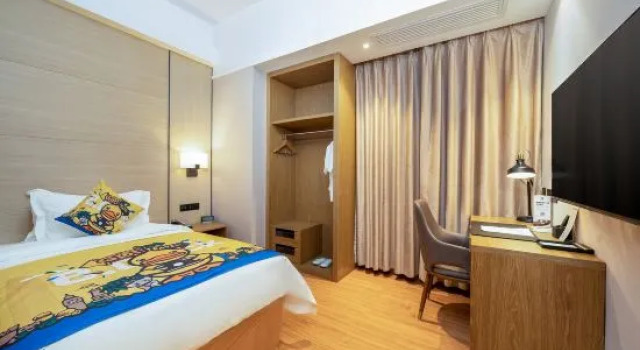 Люкс Phoenix Hill Hotel Dongguan - Golf Course Shop