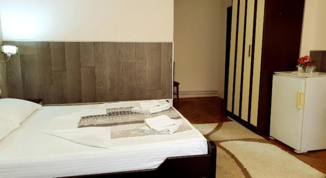 Konak Radovic, Book Hotel Valjevo Central Serbia