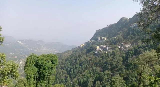 Moonlight Resort, Rezervovat Lázně / Resort Mussoorie Uttarakhand